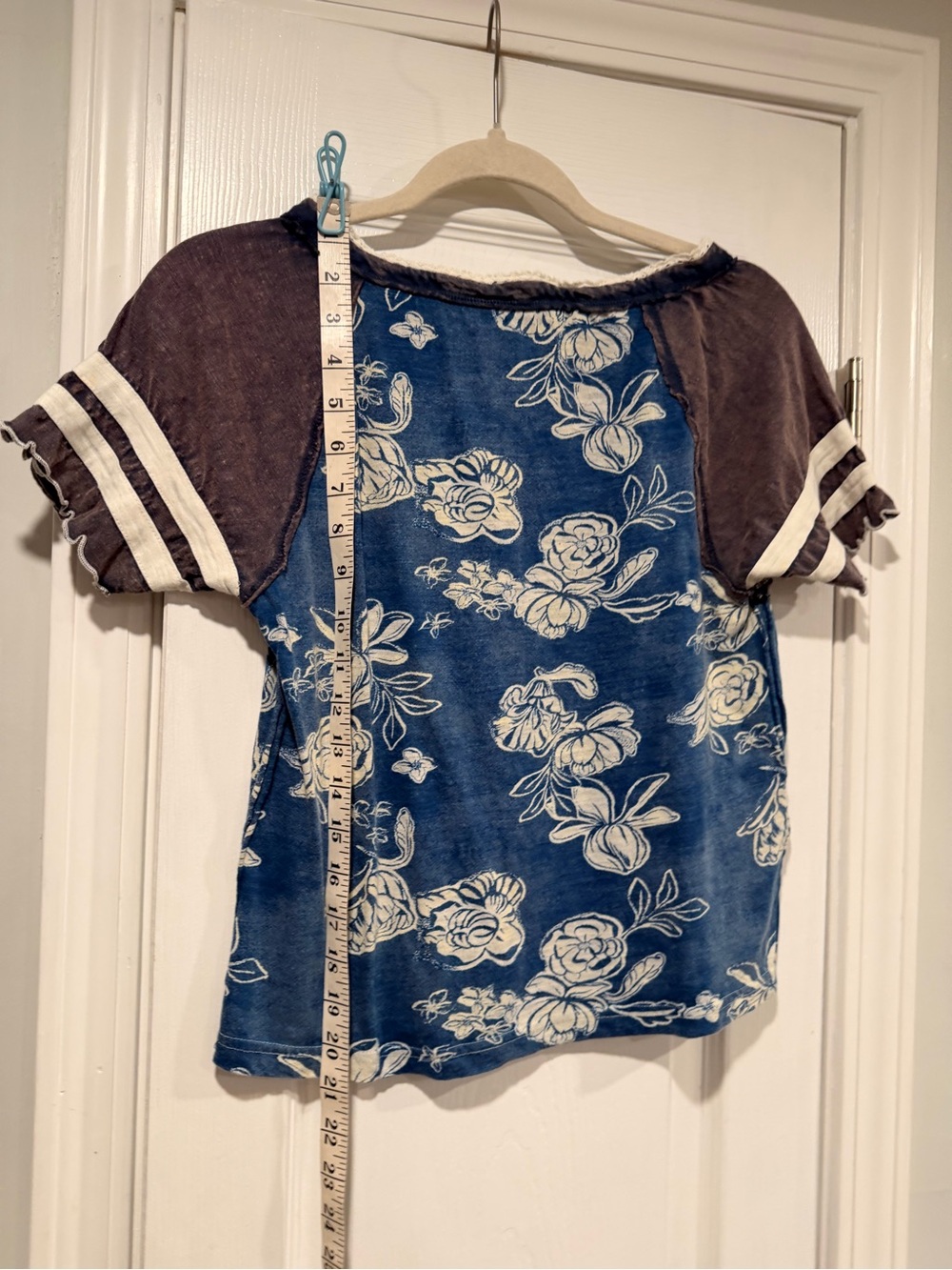 NWT We the Free Size L Floral Mixed Fabric Baseball Tee Boho Short Sleeve Top - Picture 2 of 9